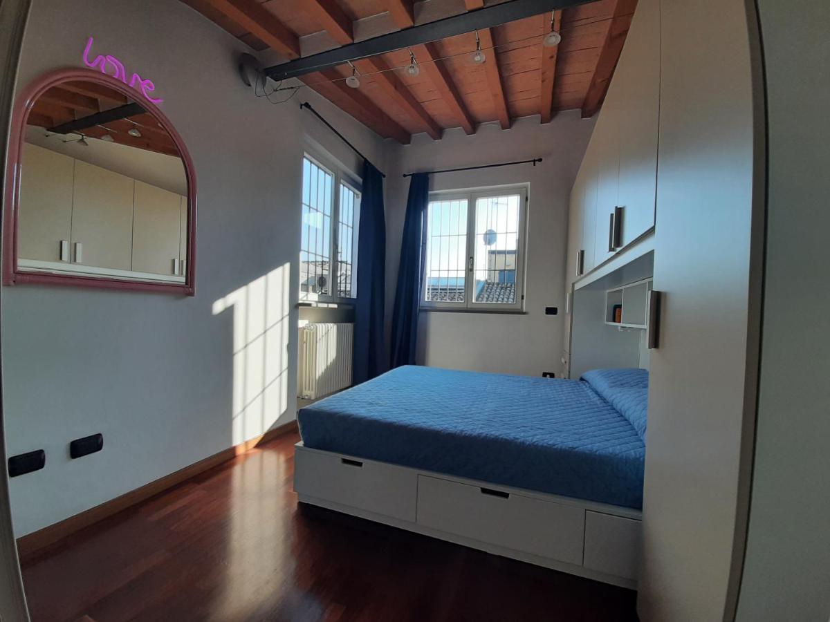 Appartamento sui tetti di Parma Esterno foto