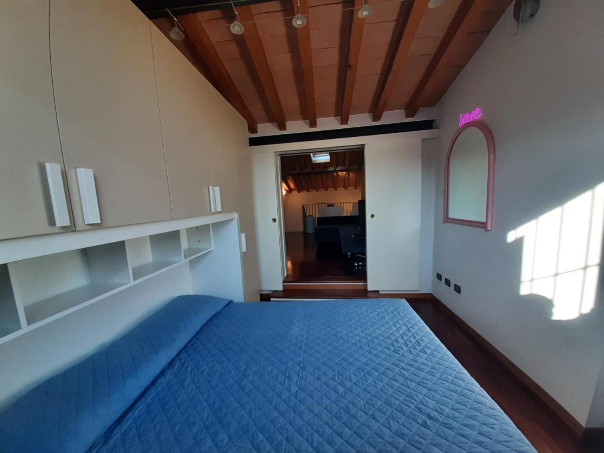Appartamento sui tetti di Parma Esterno foto